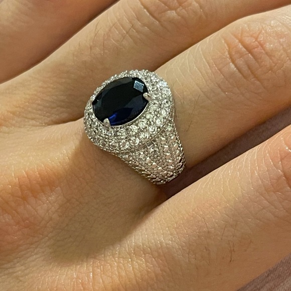 Gorgeous Blue Sapphire Jewelry 925 Silver Rings - Picture 2 of 2